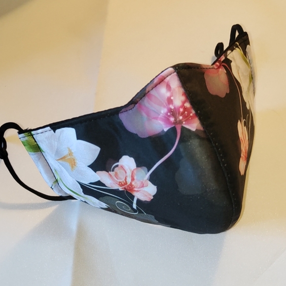 "Host Pick" Adult Face Mask - Picture 3 of 6